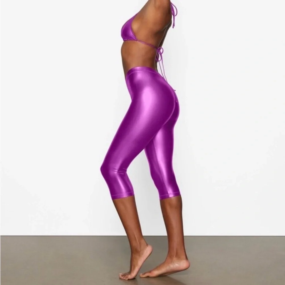 Skims Metallic Swim V Waist Ruched Capri Pants Dragonfruit Pink Purple NWT